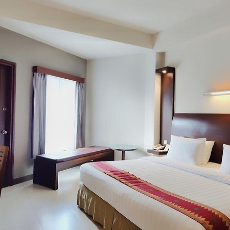 Lombok Garden Hotel Mataram Extérieur photo