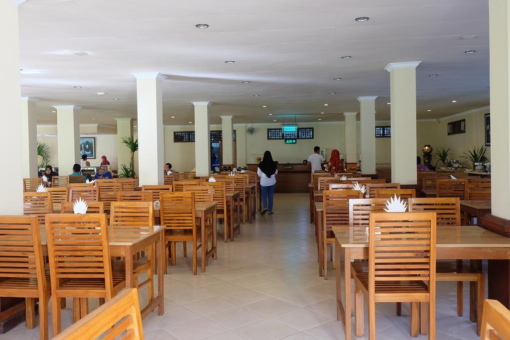 Lombok Garden Hotel Mataram Extérieur photo